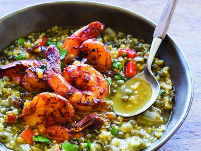 Freekeh Soup with Shrimp and Dates