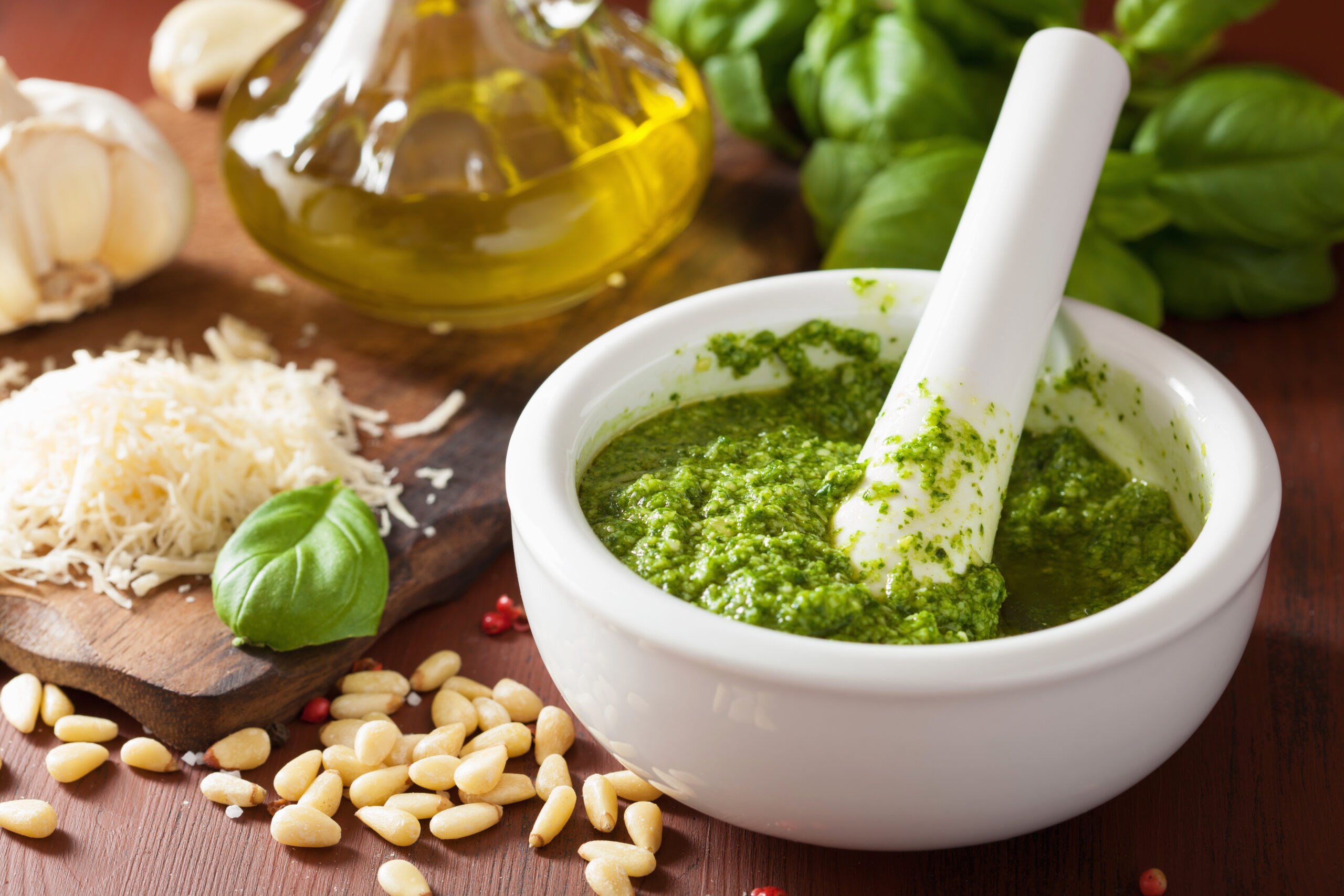 iStock-476259592-pesto-basil.jpg