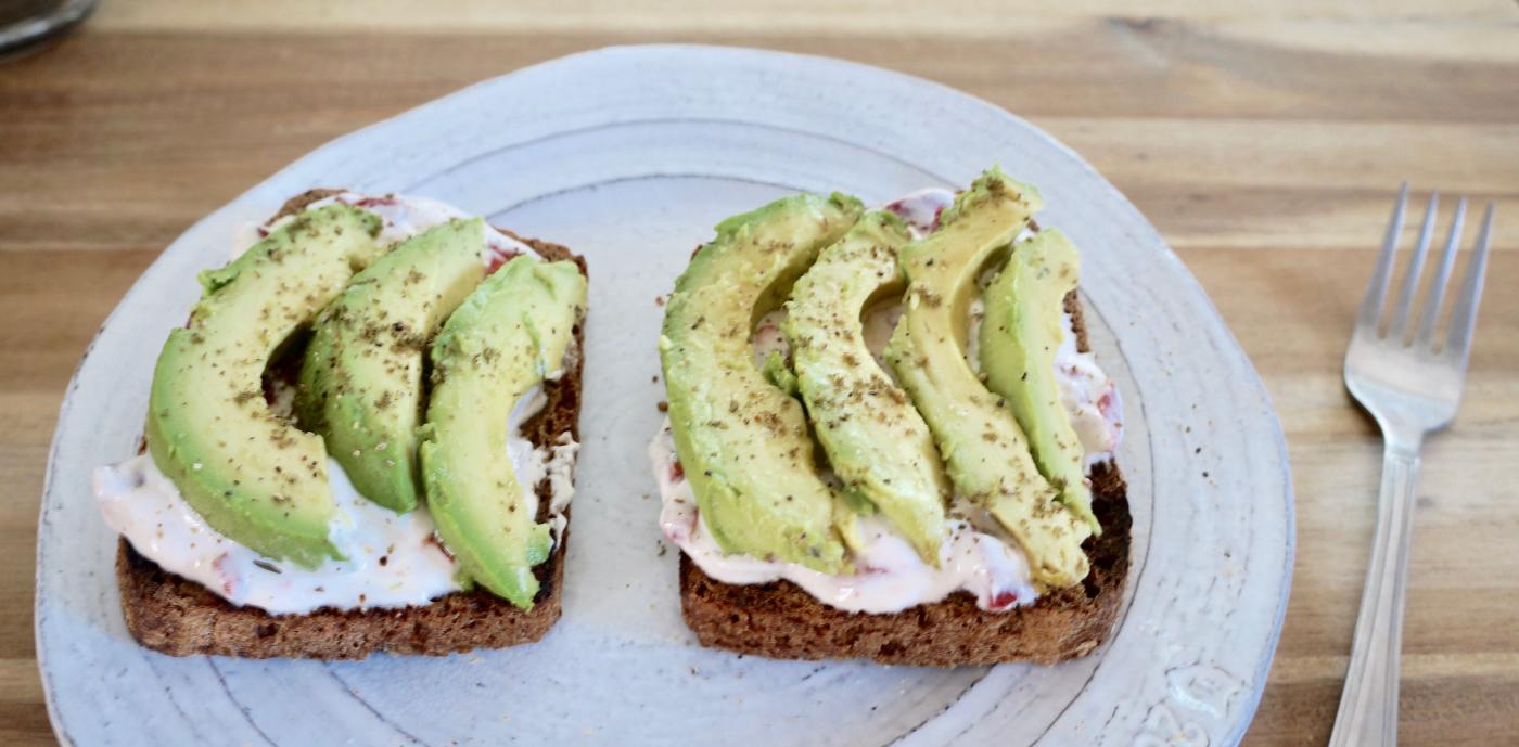 AvocadoToastwithYogurtRoastedRedPepppers.jpg