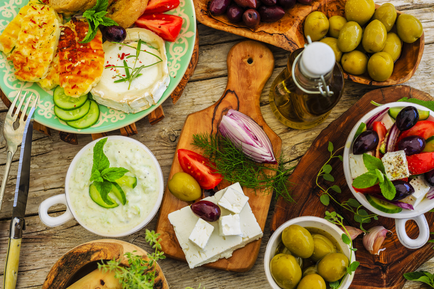 Mezze-Greece-Olives-Feta-veggies-Fotolia_85242794.jpg