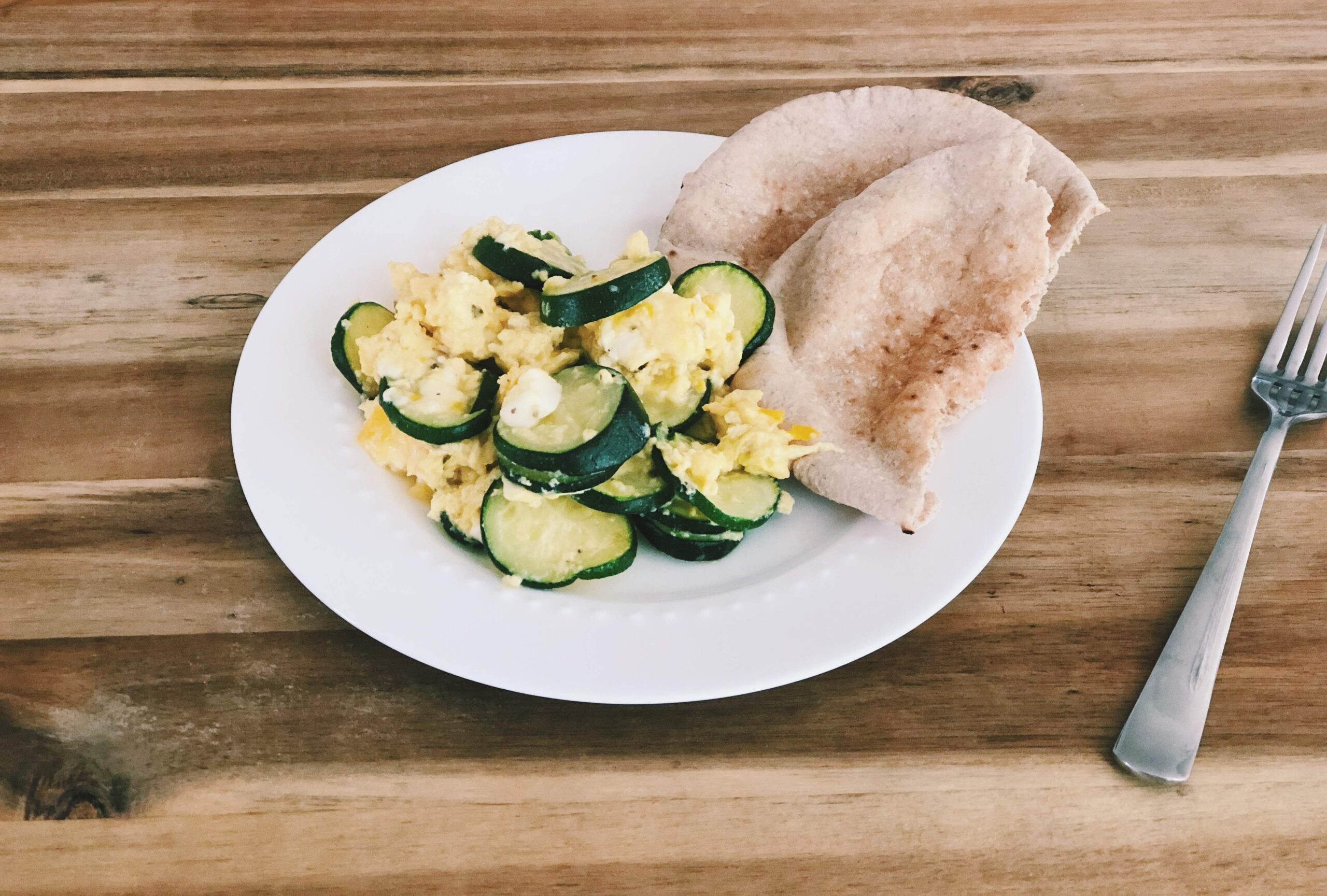 scrambled eggs with zucchini