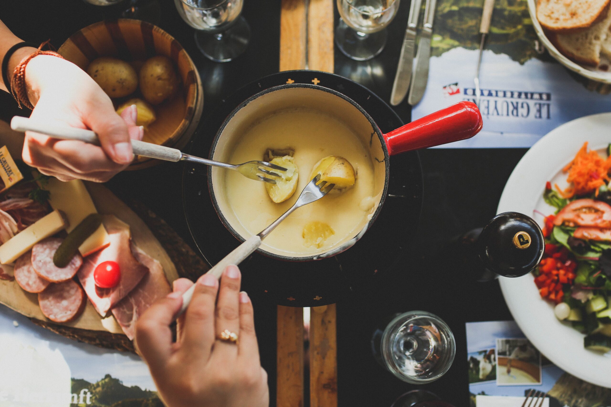 Fondue_Unsplash.jpg