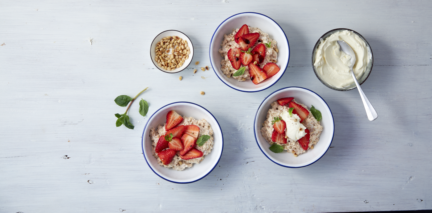 Strawberry Müesli with Mint and Pepper - OLDWAYS - Cultural Food Traditions OLDWAYS – Cultural Food 