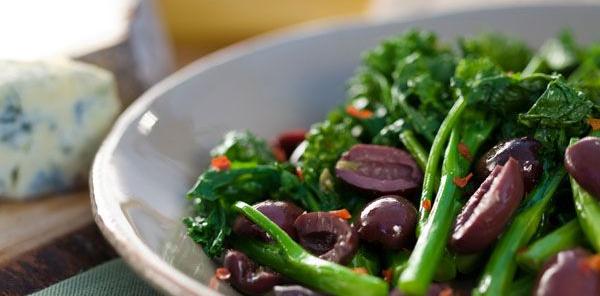 Broccoli Rabe with Kalamata Olives - OLDWAYS - Cultural Food Traditions OLDWAYS – Cultural Food Trad