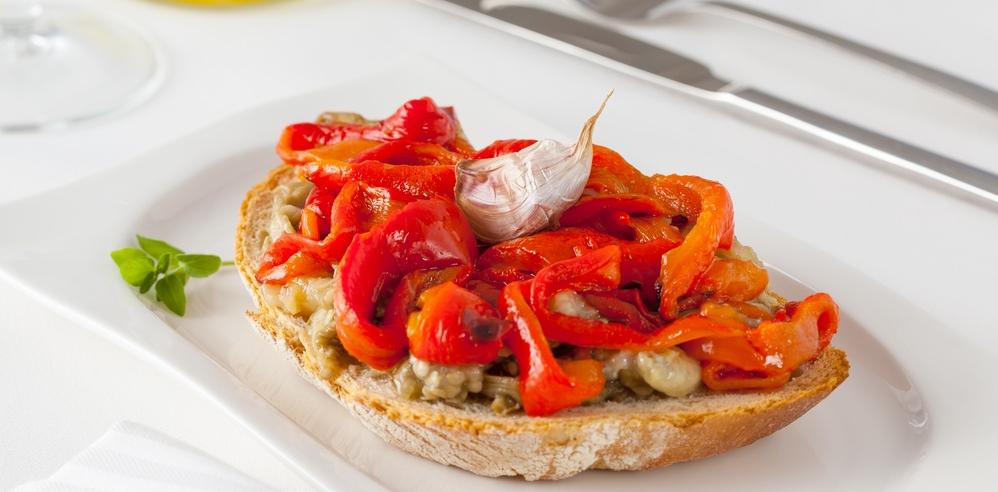 Escalivada with Extra Virgin Olive Oil - OLDWAYS - Cultural Food Traditions OLDWAYS – Cultural Food Traditions