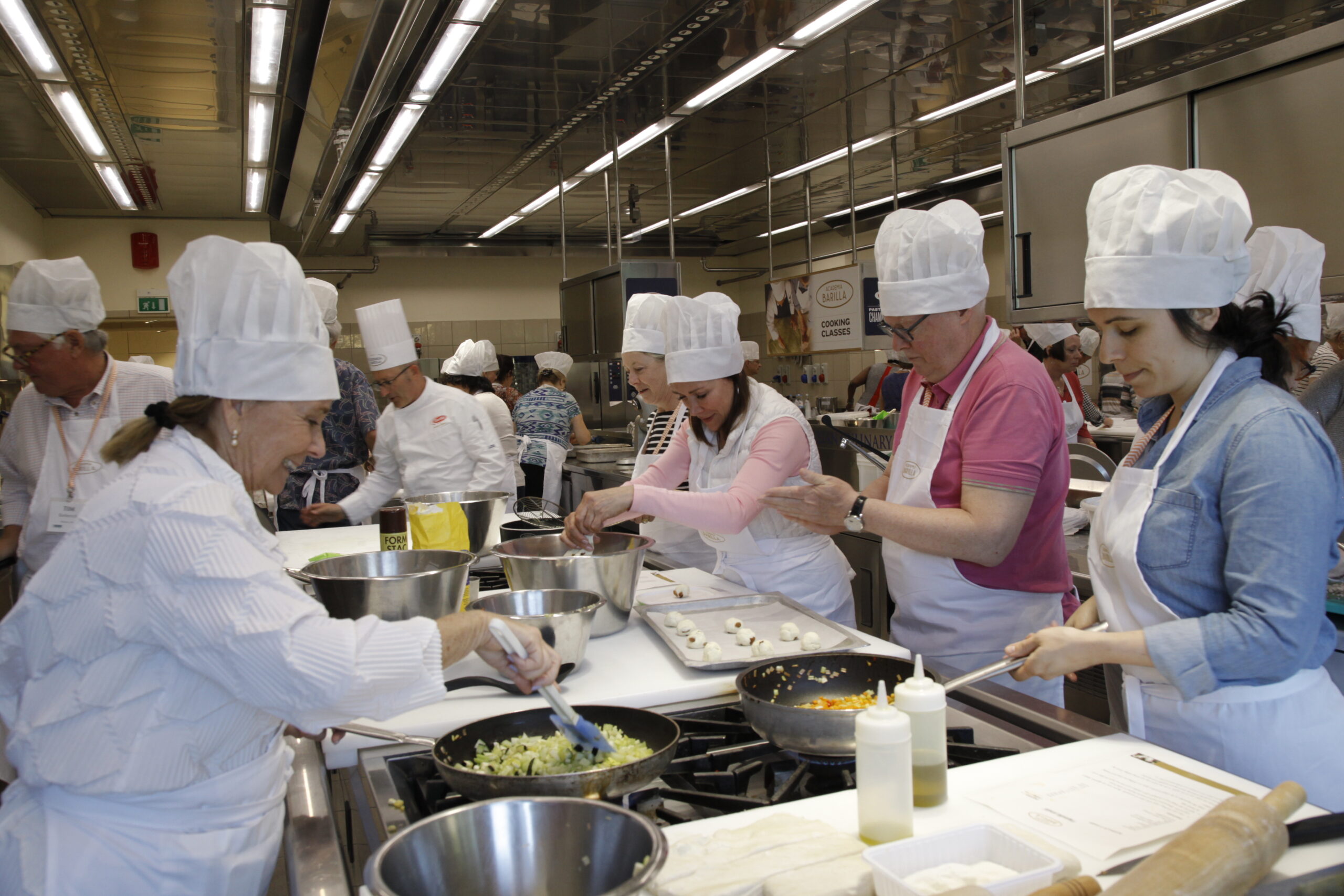 USE ACADEMIA BARILLA COOKING SCHOOL.JPG