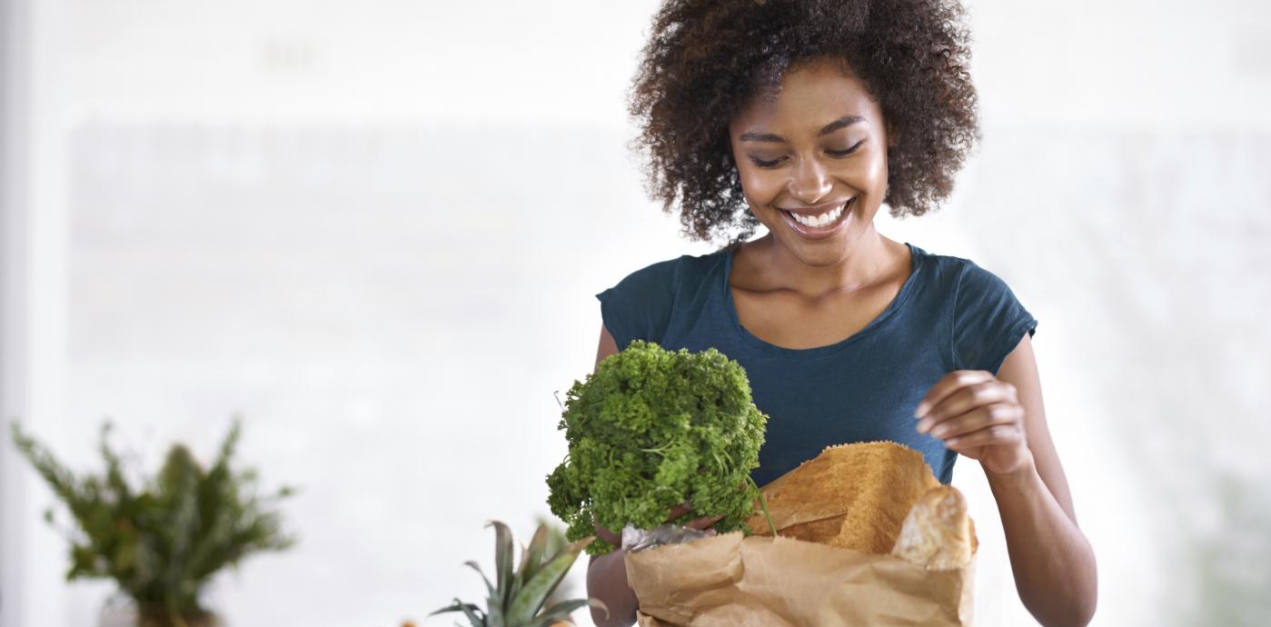 iStock_000057441188_L-woman-groceries.jpg