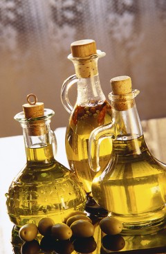 Olive-oil-e1308599686443.jpg